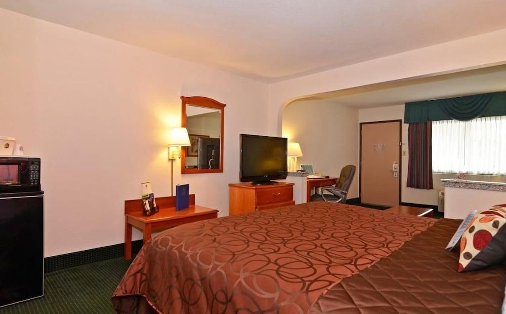 Econo Lodge Inn&Suites Memphis Exterior foto