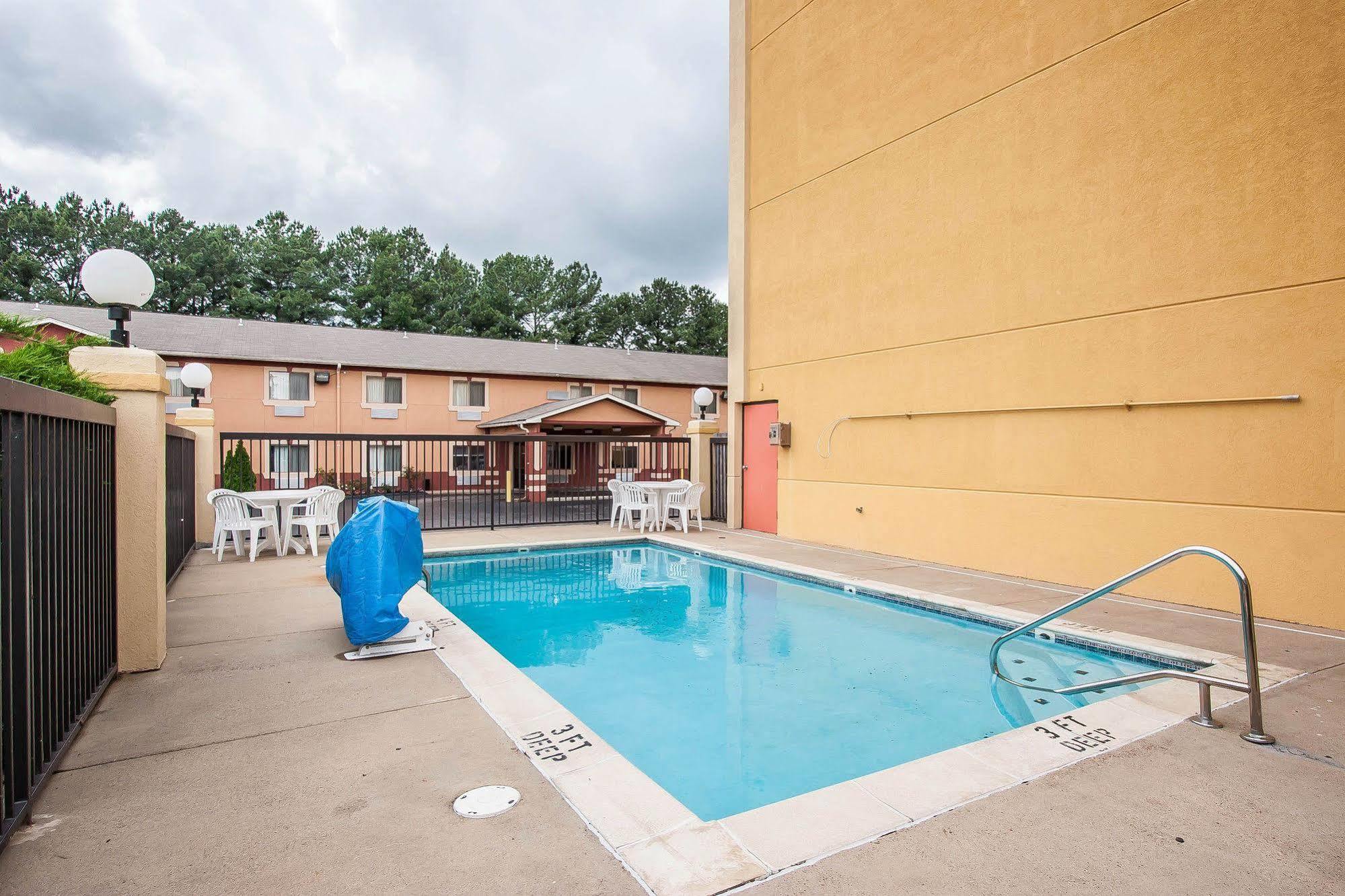 Econo Lodge Inn&Suites Memphis Exterior foto